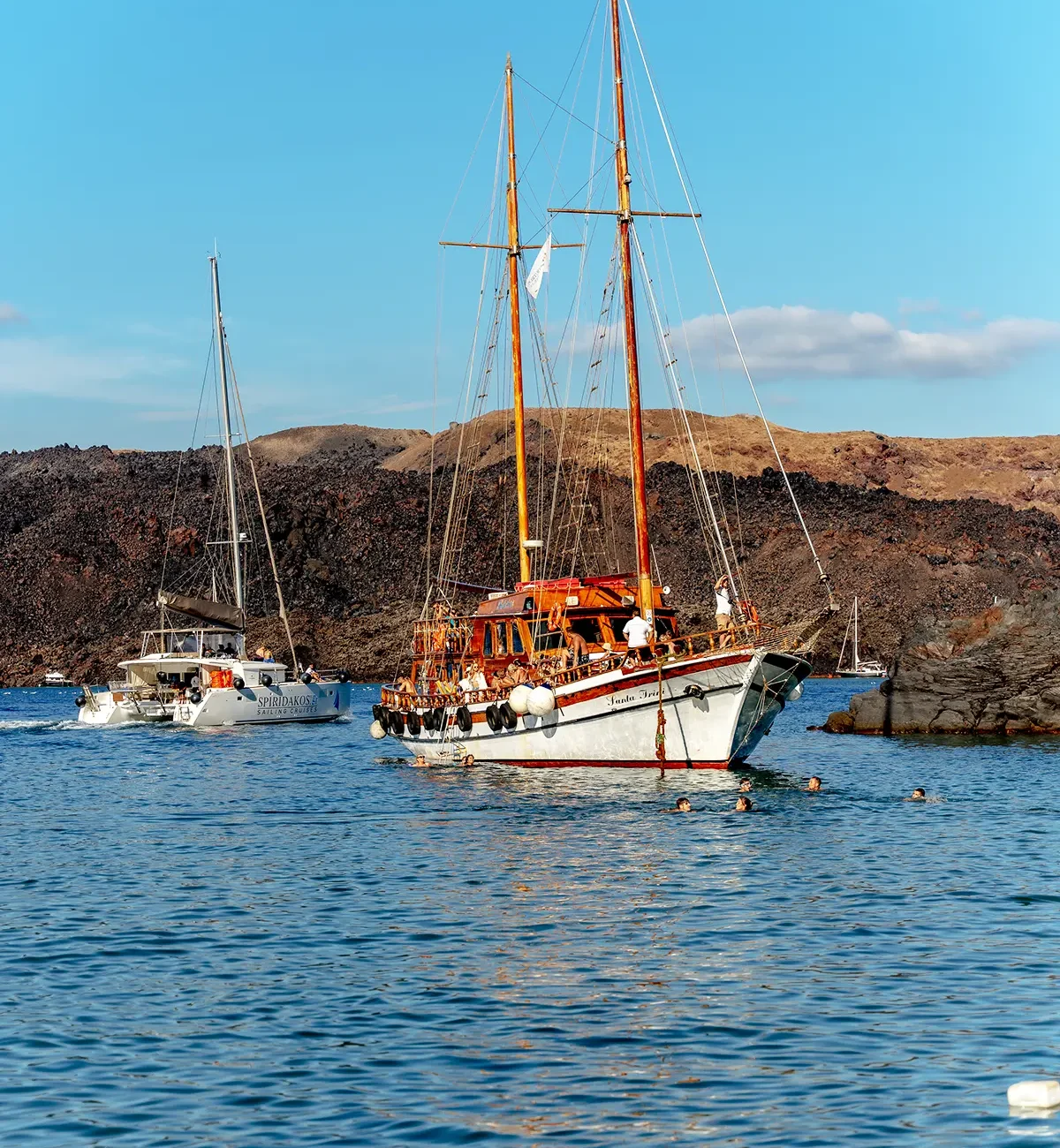 santorini-boat-tours-catamaran